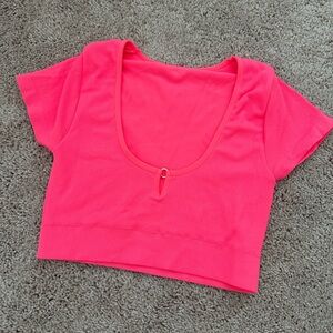 AERIE SEAMLESS SHORT SLEEVE CROP TOP